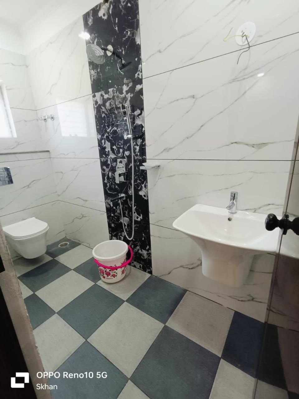 Golden Residency Hotel Kushālnagar Exterior photo