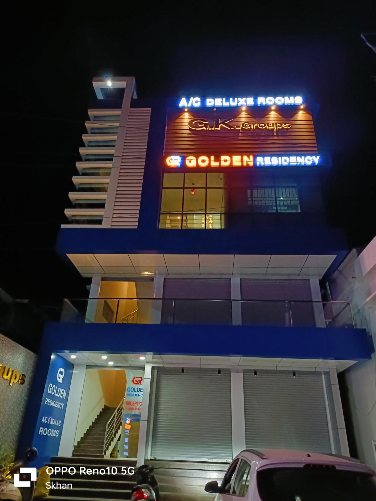 Golden Residency Hotel Kushālnagar Exterior photo